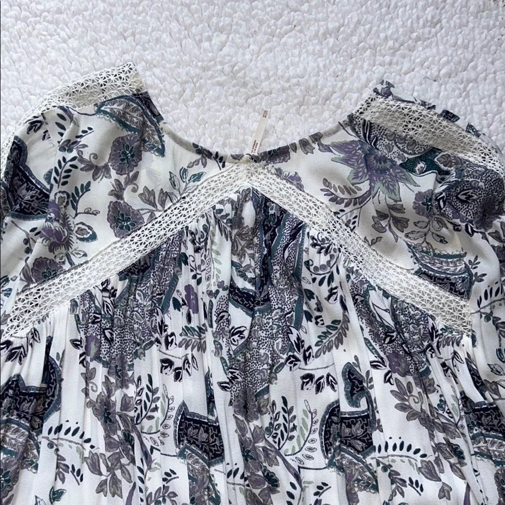 Free People White Graphic Tie Front Blouse